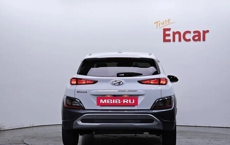 Hyundai Kona I, 2022 год, 1 468 000 рублей, 4 фотография