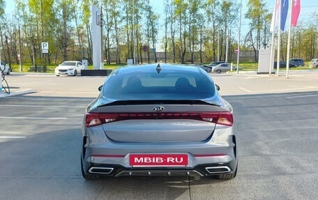 KIA K5, 2021 год, 2 320 000 рублей, 6 фотография