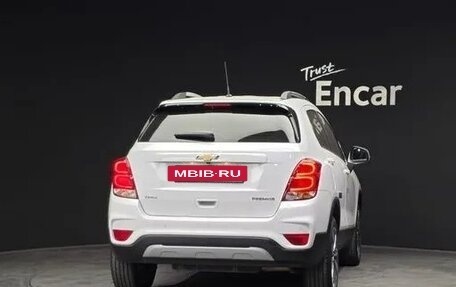 Chevrolet Trax, 2021 год, 1 015 000 рублей, 3 фотография
