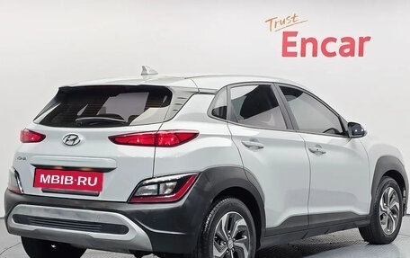 Hyundai Kona I, 2022 год, 1 385 000 рублей, 2 фотография