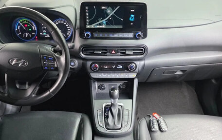 Hyundai Kona I, 2022 год, 1 385 000 рублей, 7 фотография