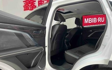 Haval H6, 2022 год, 1 250 000 рублей, 9 фотография