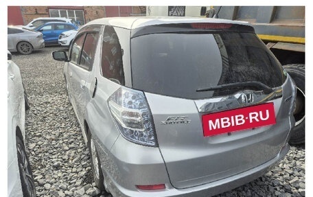 Honda Fit Shuttle I рестайлинг, 2012 год, 650 000 рублей, 2 фотография