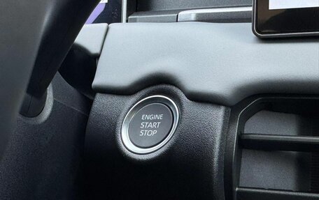 Toyota RAV4, 2026 год, 4 335 000 рублей, 28 фотография