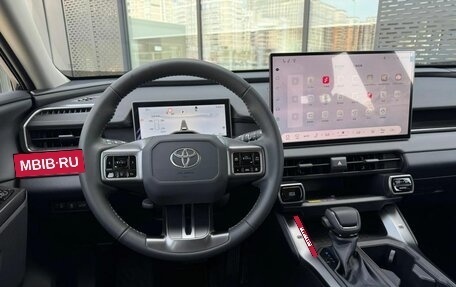 Toyota RAV4, 2026 год, 4 335 000 рублей, 40 фотография