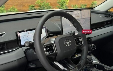 Toyota RAV4, 2026 год, 4 295 000 рублей, 18 фотография