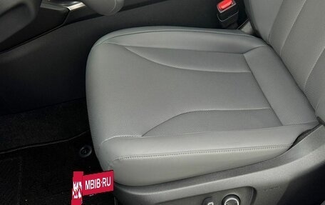Toyota RAV4, 2026 год, 4 295 000 рублей, 22 фотография