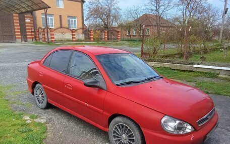 KIA Rio II, 2000 год, 200 000 рублей, 2 фотография