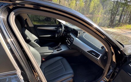 BMW 5 серия, 2019 год, 3 199 900 рублей, 18 фотография