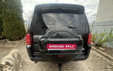 Mitsubishi Pajero IV, 2012 год, 2 050 000 рублей, 2 фотография