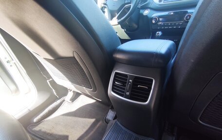 Hyundai Tucson III, 2017 год, 2 150 000 рублей, 17 фотография