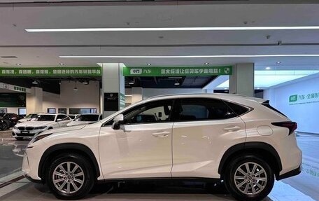 Lexus NX, 2022 год, 2 975 000 рублей, 4 фотография