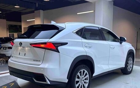 Lexus NX, 2022 год, 2 975 000 рублей, 5 фотография
