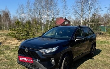 Toyota RAV4, 2020 год, 4 350 000 рублей, 3 фотография