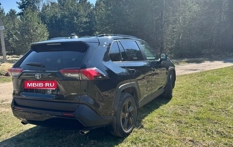 Toyota RAV4, 2020 год, 4 350 000 рублей, 7 фотография