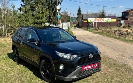 Toyota RAV4, 2020 год, 4 350 000 рублей, 8 фотография