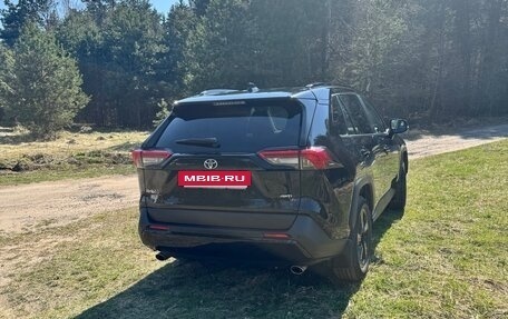 Toyota RAV4, 2020 год, 4 350 000 рублей, 6 фотография