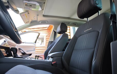 Volkswagen Passat B8 рестайлинг, 2019 год, 3 100 000 рублей, 23 фотография