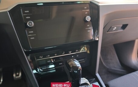 Volkswagen Passat B8 рестайлинг, 2019 год, 3 100 000 рублей, 19 фотография