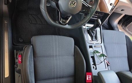 Volkswagen Passat B8 рестайлинг, 2019 год, 3 100 000 рублей, 21 фотография
