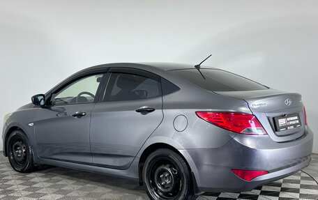 Hyundai Solaris II рестайлинг, 2015 год, 990 000 рублей, 4 фотография