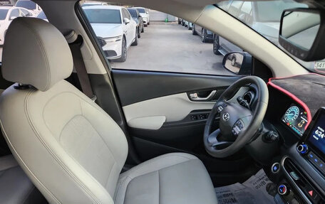 Hyundai Kona I, 2021 год, 2 100 000 рублей, 9 фотография