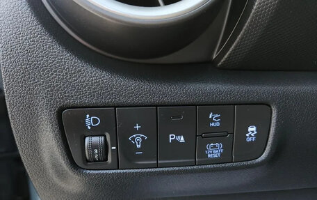 Hyundai Kona I, 2021 год, 2 100 000 рублей, 11 фотография