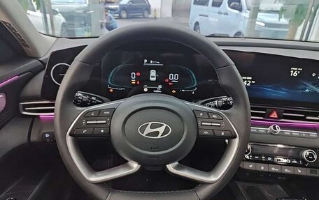 Hyundai Elantra, 2024 год, 1 501 210 рублей, 15 фотография