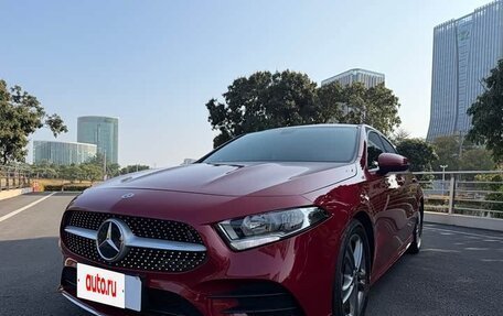 Mercedes-Benz A-Класс, 2021 год, 1 640 000 рублей, 2 фотография