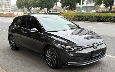 Volkswagen Golf VIII, 2021 год, 1 490 000 рублей, 3 фотография