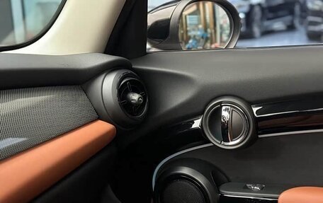 MINI Clubman, 2022 год, 2 182 000 рублей, 19 фотография