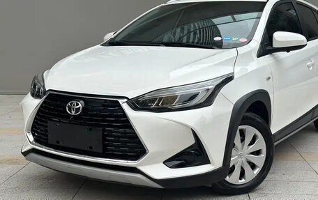 Toyota Yaris, 2023 год, 1 490 025 рублей, 4 фотография