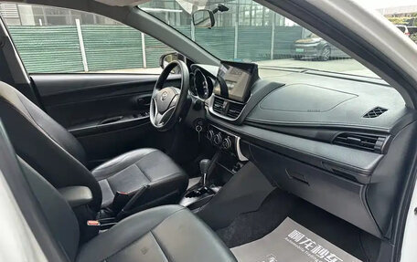 Toyota Yaris, 2023 год, 1 490 025 рублей, 8 фотография