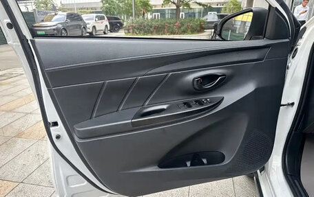 Toyota Yaris, 2023 год, 1 490 025 рублей, 9 фотография