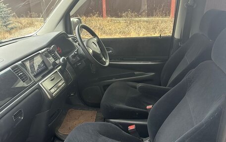 Honda Stepwgn II рестайлинг, 2003 год, 850 000 рублей, 5 фотография