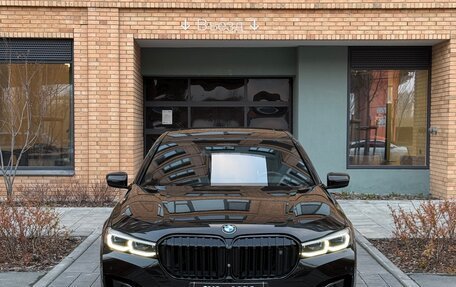 BMW 7 серия, 2019 год, 8 799 000 рублей, 2 фотография