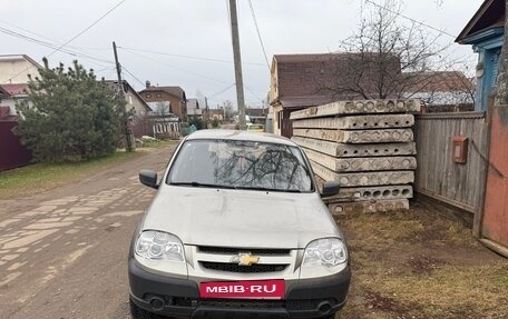 Chevrolet Niva I рестайлинг, 2012 год, 425 000 рублей, 15 фотография