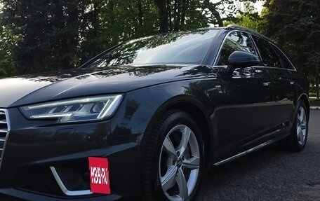 Audi A4, 2018 год, 2 600 000 рублей, 2 фотография