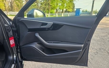 Audi A4, 2018 год, 2 600 000 рублей, 13 фотография