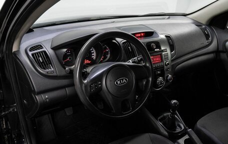 KIA Cerato III, 2011 год, 799 000 рублей, 10 фотография