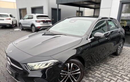 Mercedes-Benz A-Класс, 2023 год, 3 041 000 рублей, 2 фотография