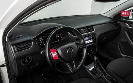 Skoda Octavia, 2018 год, 2 190 000 рублей, 10 фотография