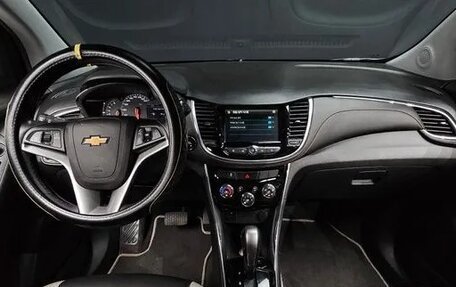 Chevrolet Trax, 2021 год, 1 047 000 рублей, 9 фотография