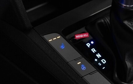 Hyundai Elantra VI рестайлинг, 2019 год, 1 600 000 рублей, 12 фотография