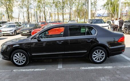 Skoda Superb III рестайлинг, 2013 год, 1 052 000 рублей, 2 фотография