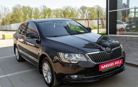 Skoda Superb III рестайлинг, 2013 год, 1 052 000 рублей, 7 фотография
