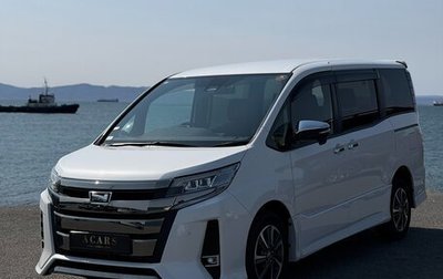 Toyota Noah III, 2021 год, 2 300 000 рублей, 1 фотография