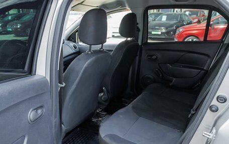 Renault Logan II, 2016 год, 640 000 рублей, 21 фотография