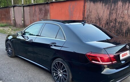 Mercedes-Benz E-Класс, 2015 год, 2 900 000 рублей, 3 фотография