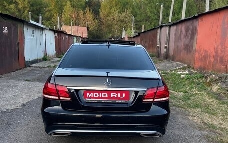 Mercedes-Benz E-Класс, 2015 год, 2 900 000 рублей, 4 фотография